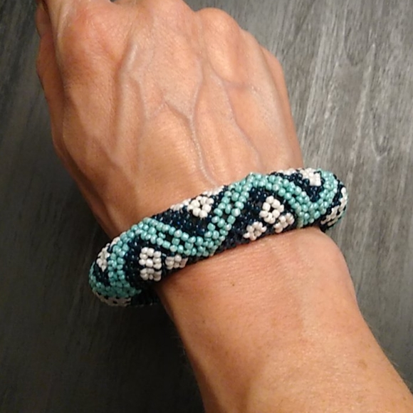 Beaded Bangle Bracelet - Picture 1 of 3